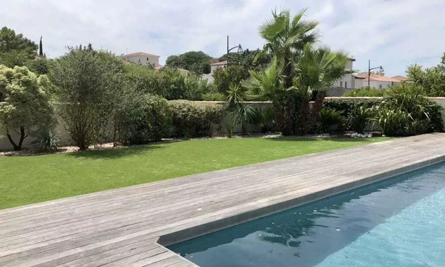 Gazon synthétique